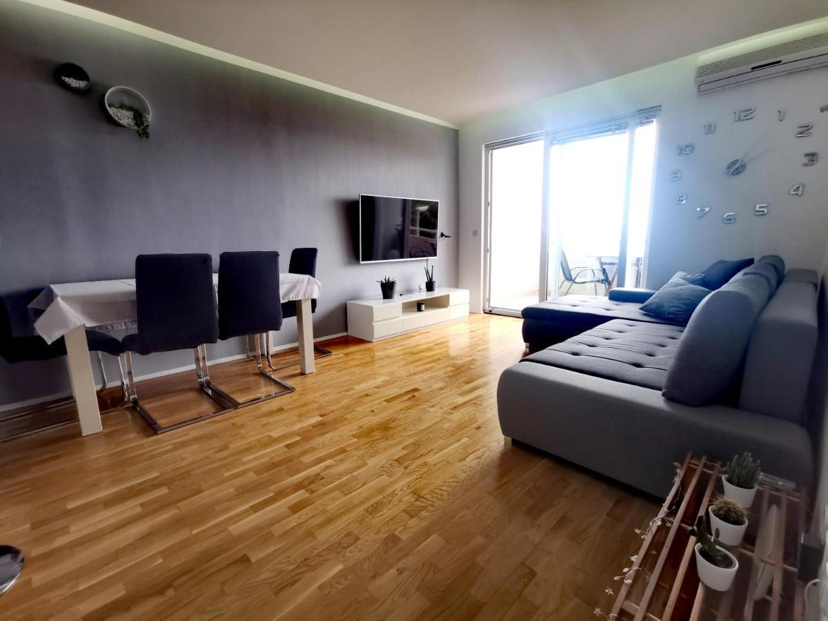 Seayou Apartment Baska Voda Exterior photo